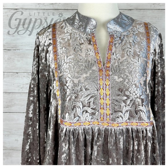 POL Luxury Velvet Lace Tunic - Picture 3 of 16